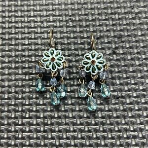 Avon boho flower earrings
